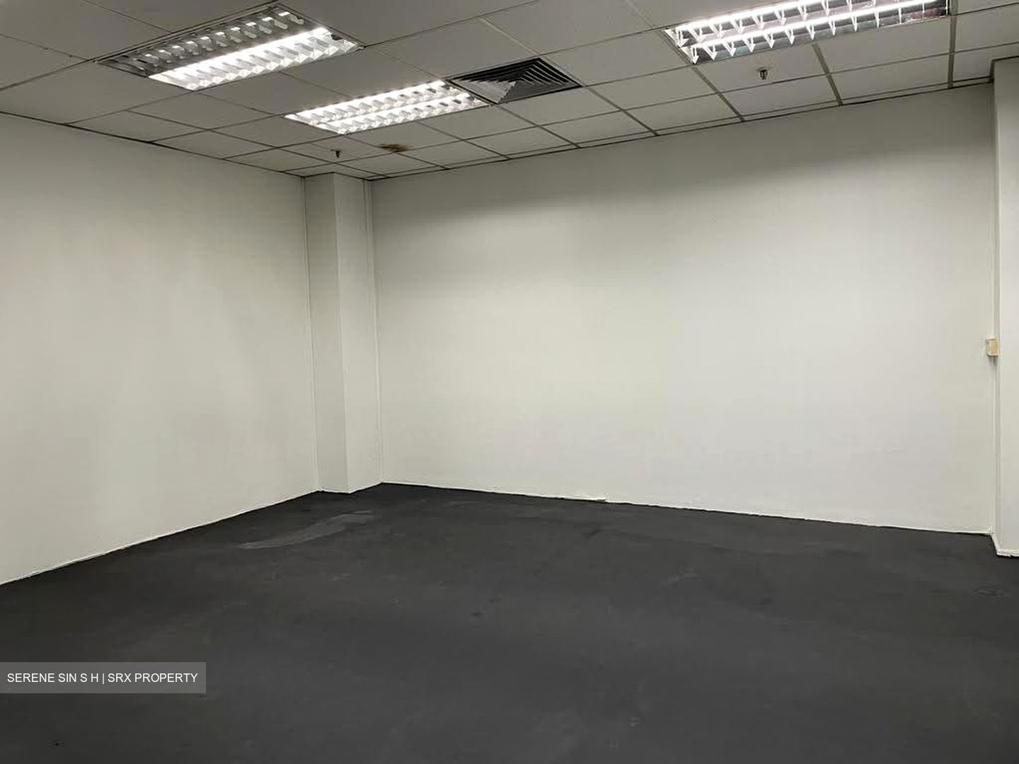Furama City Centre Singapore (D1), Shop House #621088331